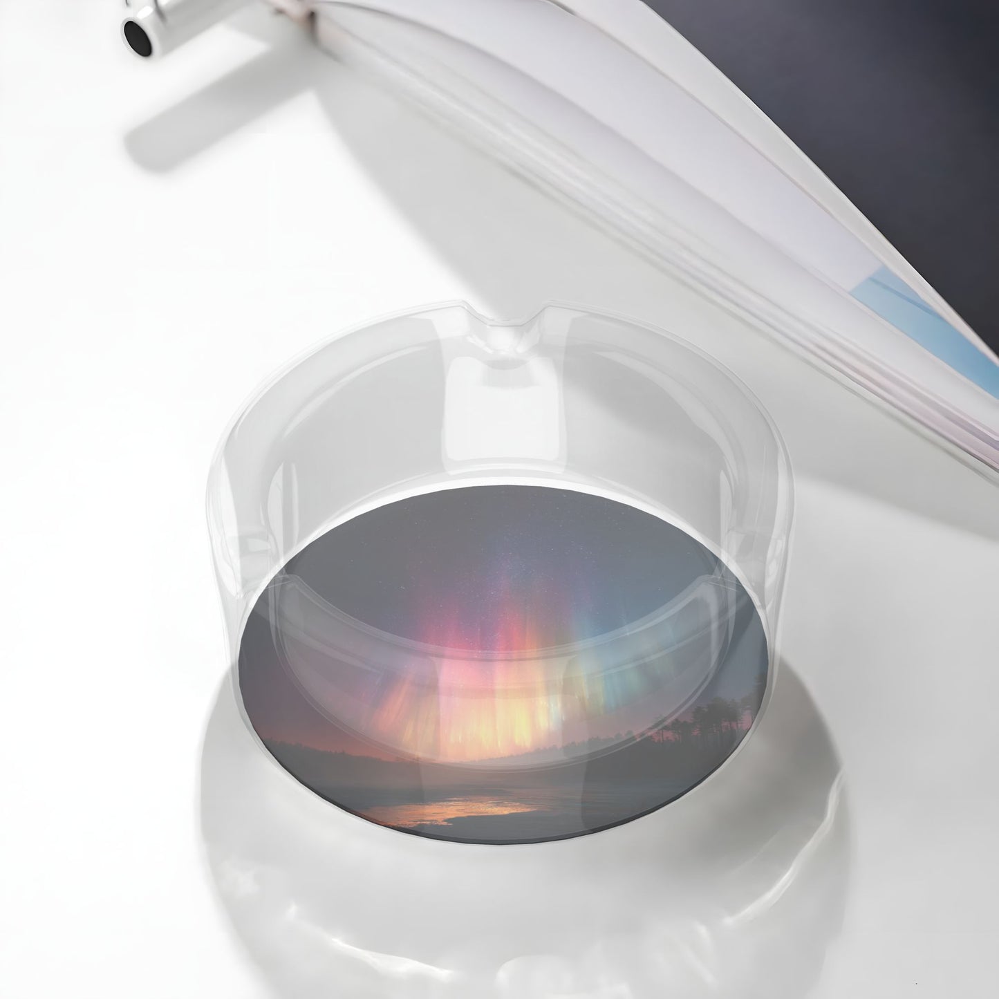 Round Glass Ashtray with Aurora Night Scene|Clear Heat-Resistant Glass|3-Groove Design for Home and Office